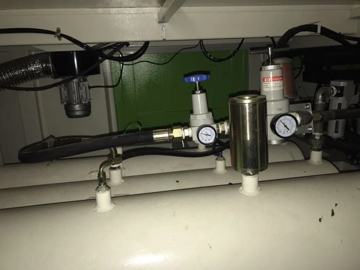 Mineral Water Bottle Blow Moulding Machine2