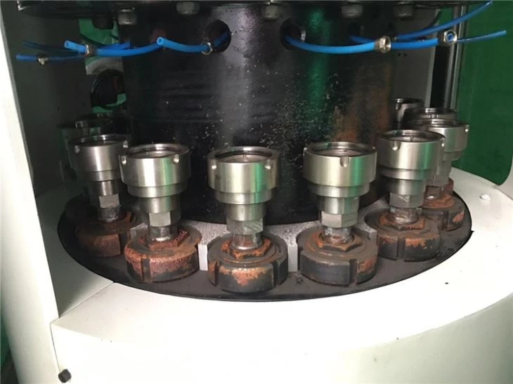 Plastic cap compression molding machine for water lids3